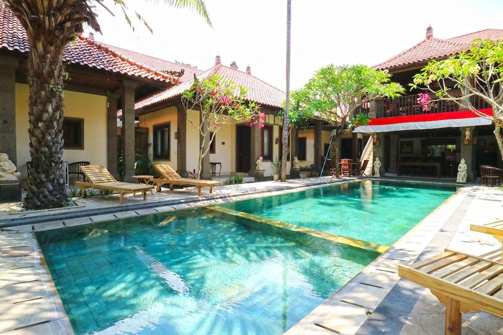 Puri Yuma Hotel Dempassar Exterior foto