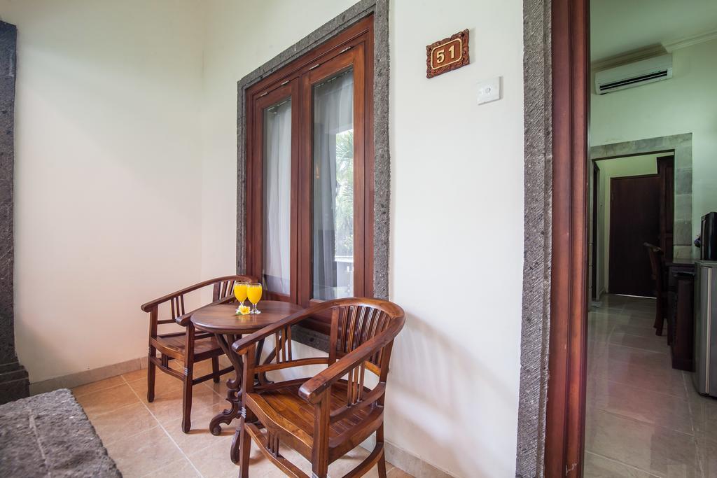 Puri Yuma Hotel Dempassar Exterior foto