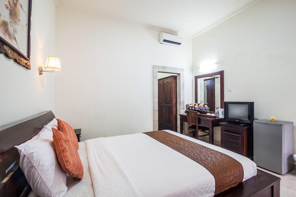 Puri Yuma Hotel Dempassar Exterior foto