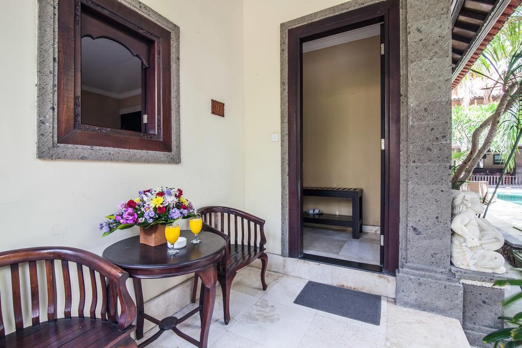 Puri Yuma Hotel Dempassar Exterior foto