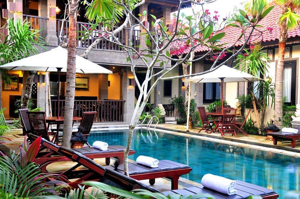 Puri Yuma Hotel Dempassar Exterior foto
