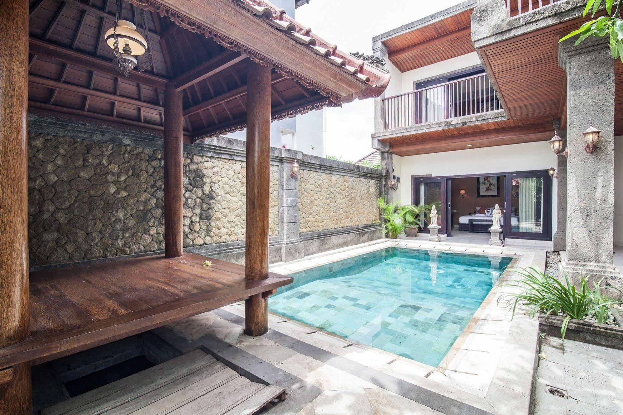 Puri Yuma Hotel Dempassar Exterior foto