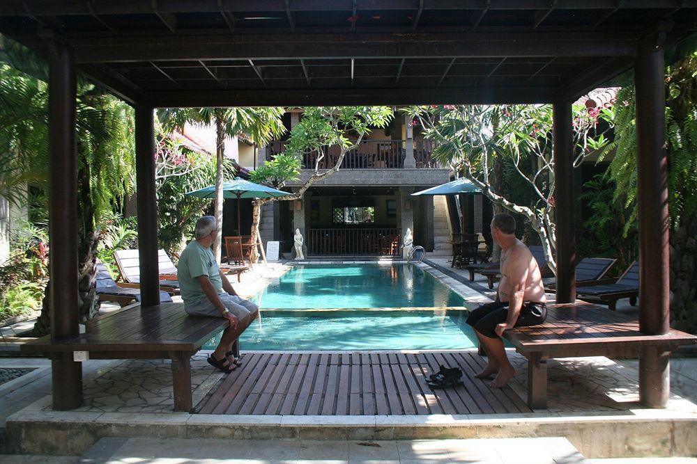 Puri Yuma Hotel Dempassar Exterior foto